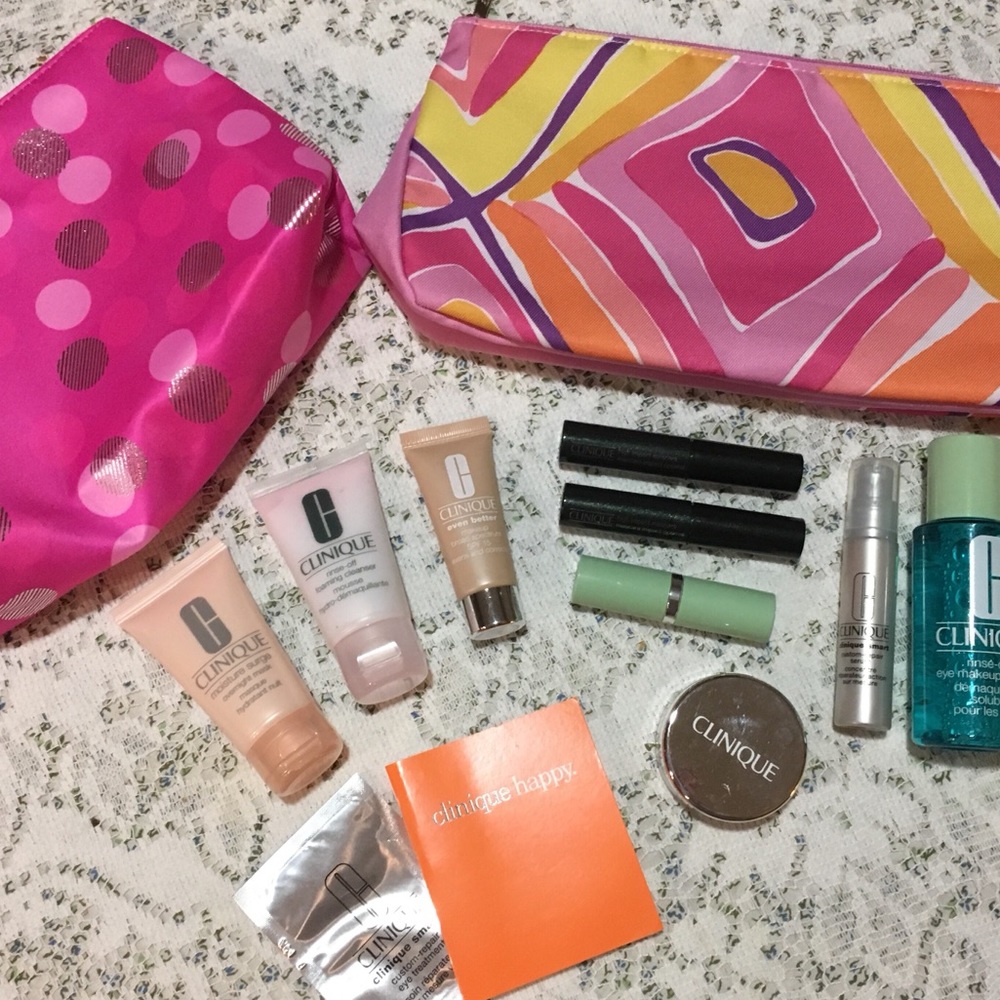 Clinique Bags & Makeup Bundle